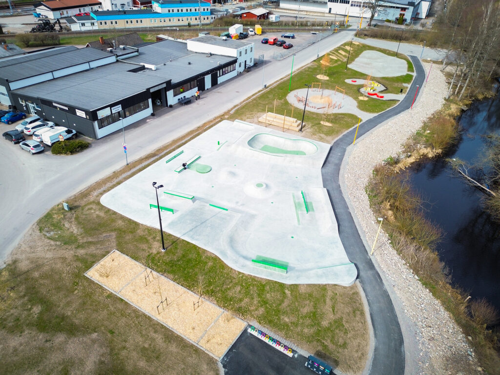 en flygbild över Alvesta Aktivitetspark.